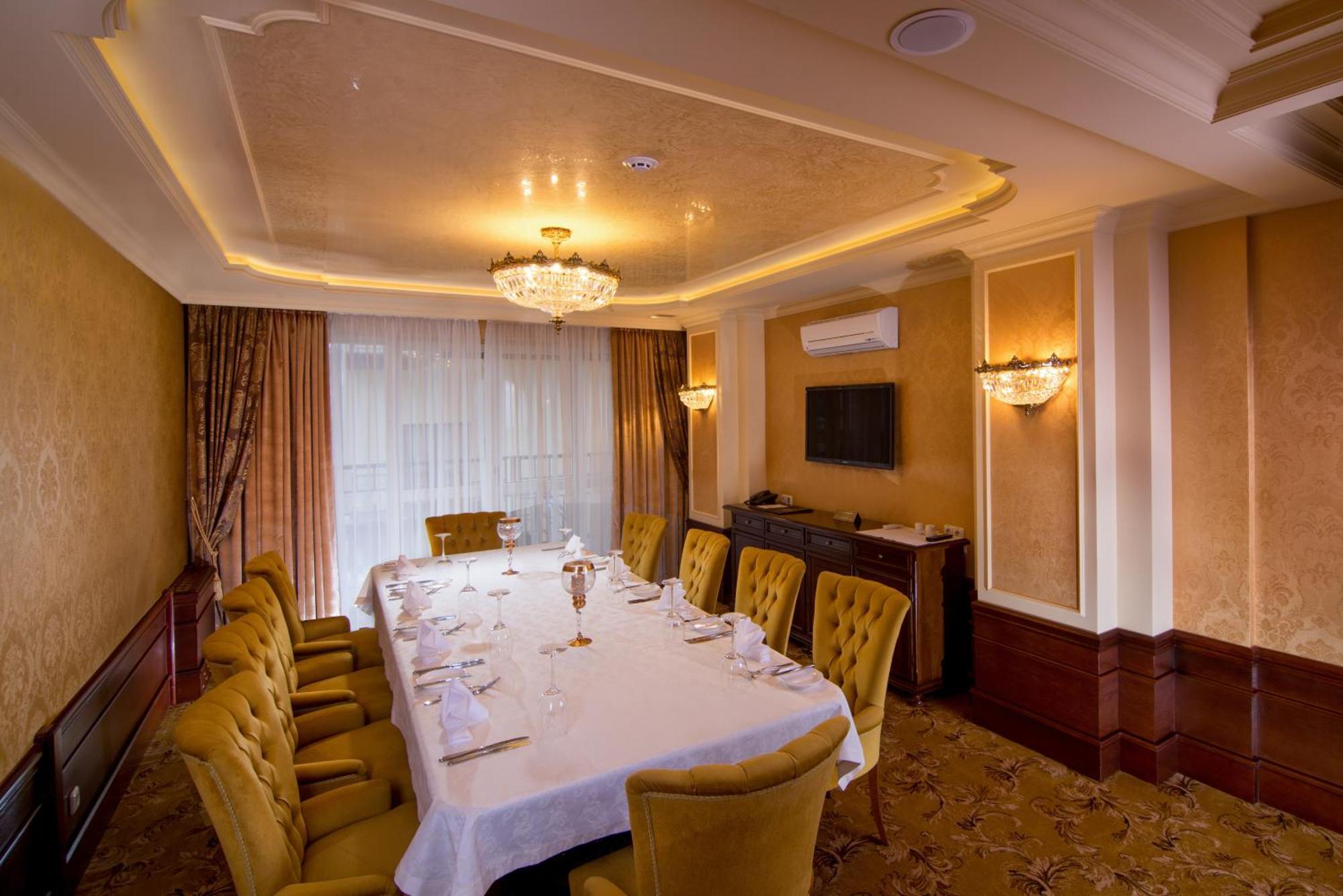 Nobilis Hotel Lemberg
