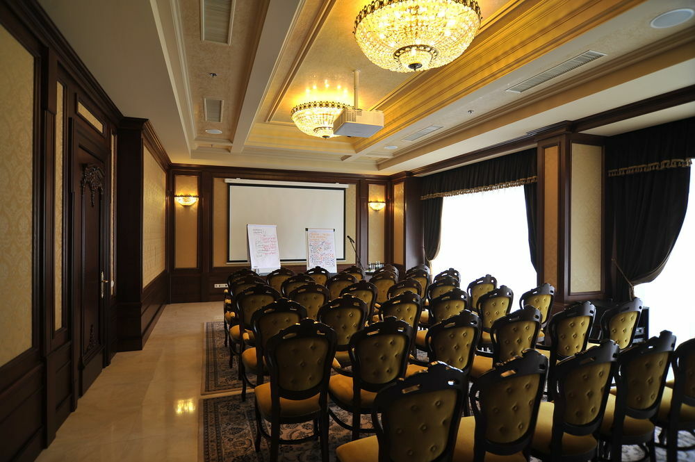 Nobilis 5* إلفيف